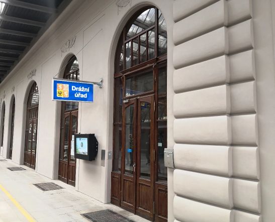 Vchod Drážního úřadu